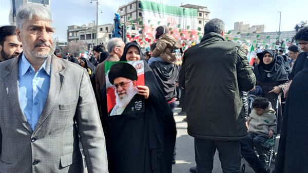 راهپیمایی باشکوه ۲۲ بهمن در مشهد مقدس
