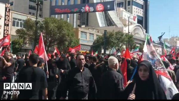 وداعِ باشکوه در مشهد؛ آخرین سفرِ رهبر شهید