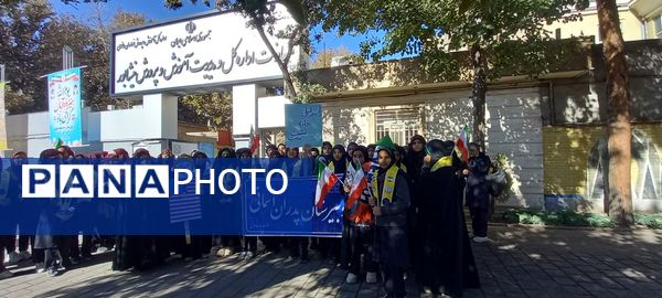 راهپیمایی ۱۳ آبان و روز دانش آموز در نیشابور 