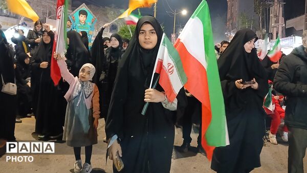 مردم خستگی ناپذیر خرم آباد تا روز پیروزی خیابان را رها نخواهند کرد