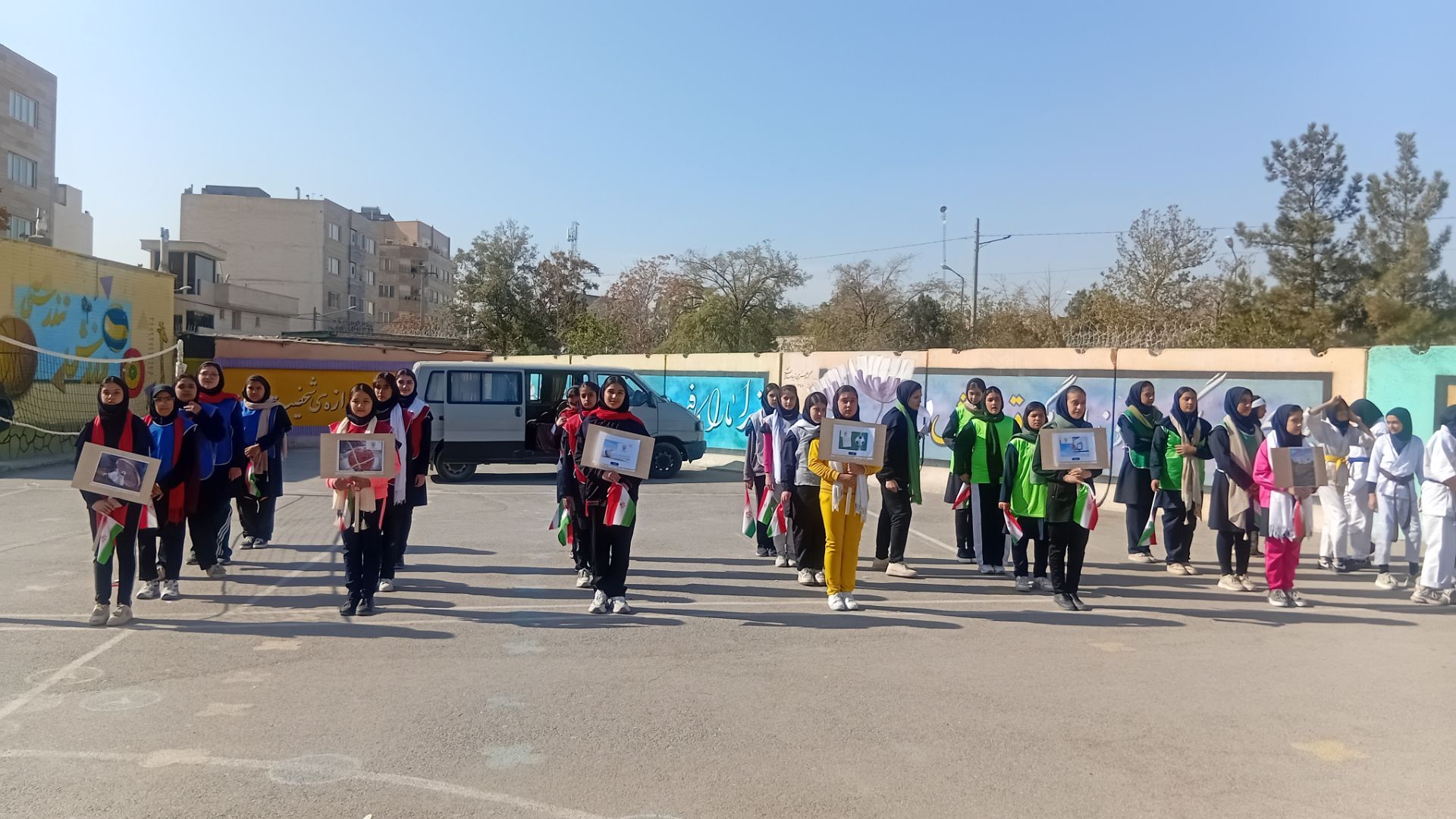 المپیاد ورزشی درون مدرسه‌ای در دبیرستان عطیه