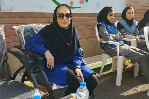 برگزاری المپیاد ورزشی دورن‌مدرسه‌ای در مدرسه حضرت خدیجه(س)بهارستان‌دو