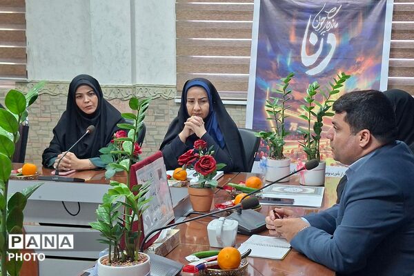 قدردانی از مربیان و مدیران منتخب طرح‌های آموزشی کودکستان‌های شهرستان قرچک