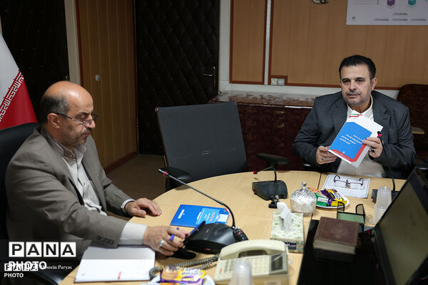 جلسه هماهنگی و هم افزایی بین دبیرخانه کمیسیون تخصصی توسعه آموزش عمومی قرآن کشور و معاونت آموزش متوسطه
