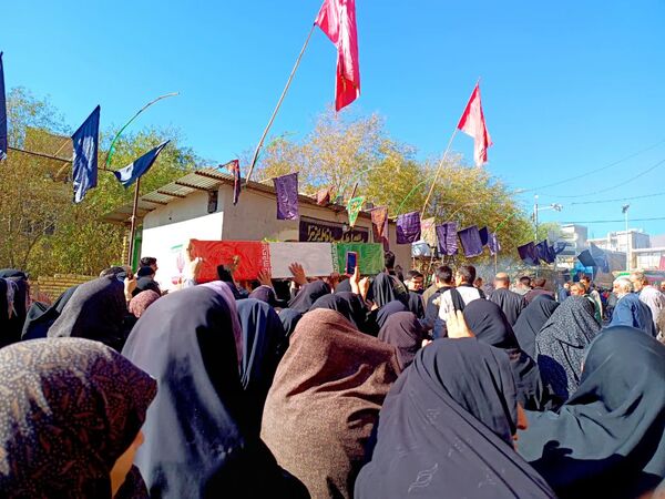 مردم علی‌آباد دمق جوکار از شهید گمنام استقبال کردند