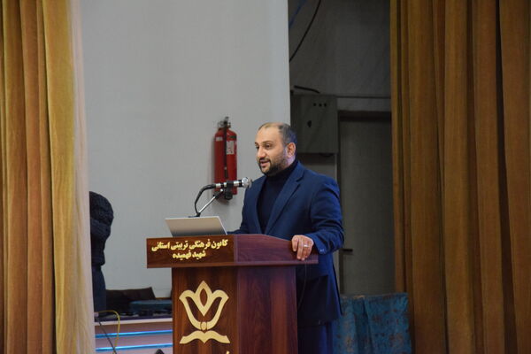  همایش معاونان پرورشی و مربیان امور تربیتی با محوریت طرح «ایرانمون» در کانون شهید فهمیده کرج 