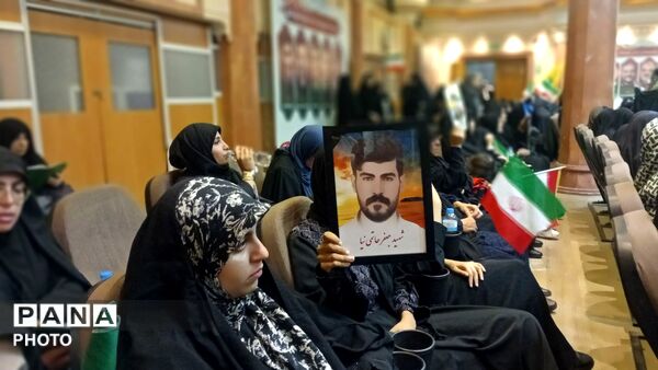 مراسم گرامیداشت شهدای استان چهارمحال و بختیاری در جنگ رمضان
