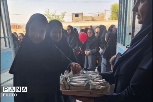 جشن جوانه‌ها در دبیرستان سوره فیروزآباد