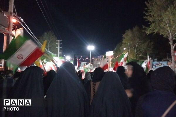 مردم دلتنگ رهبر امت اسلام، حضرت آیت الله خامنه‌ای