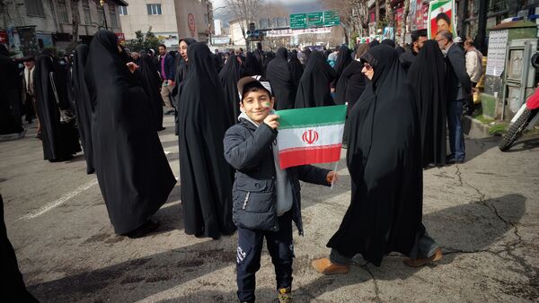 راهپیمایی 22 بهمن در مه ولات 