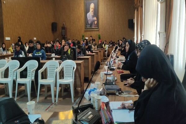 سومین جلسه همایش آموزش خبرنگاری ویژه دانش آموز خبرنگاران پانا مدارس نیشابور