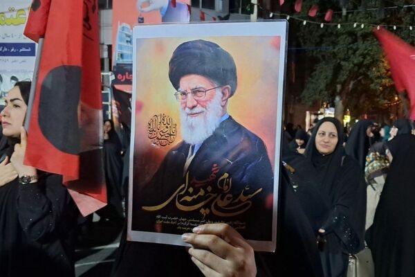  مشق شبانه سوگواران برای رهبر شهید در شام غریبان