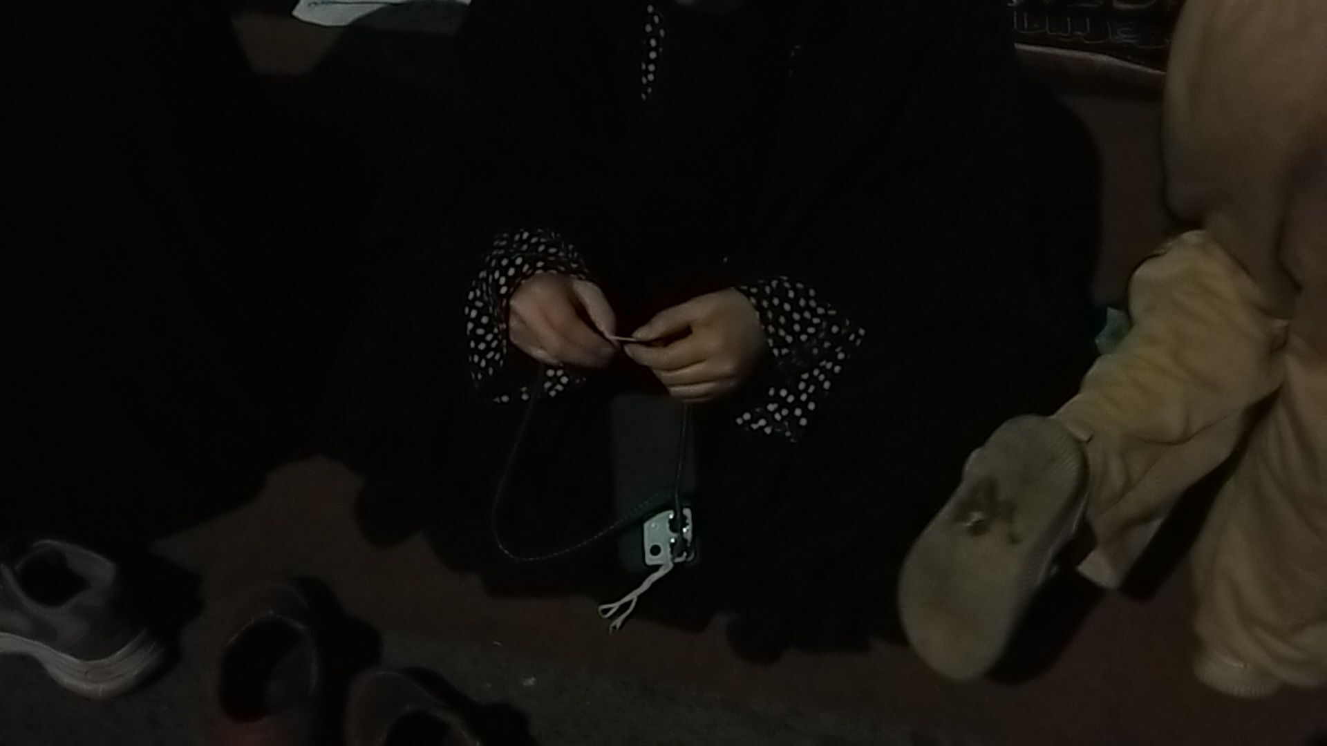 سفره صلوات همزمان با دومین شب ماه محرم  در بلوار فضل نیشابور 