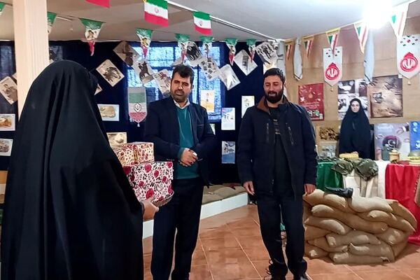 اجرای طرح ملی مدرسهٔ انقلاب در دبیرستان شهدای محراب شهرستان قرچک 