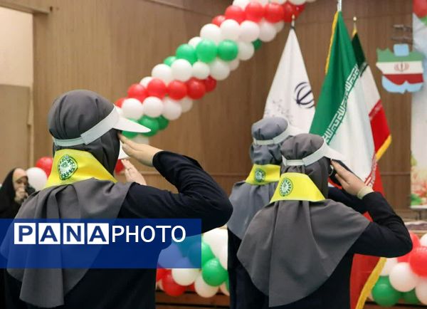 آیین استانی نواختن زنگ انقلاب استان خراسان رضوی در ناحیه ۵ مشهد