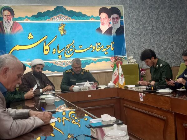 نشست خبری فرمانده ناحیه مقاومت بسیج کاشمر با خبرنگاران به مناسبت هفته دفاع مقدس