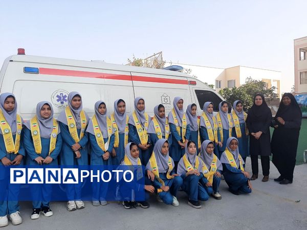 جشن روز پرستار در مدرسه شاهد شهید مصلحی میناب