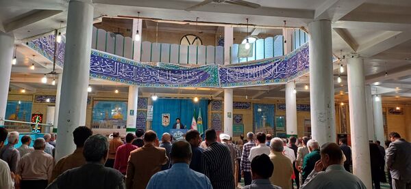 نماز جمعه باشکوه و آیین تجلیل از برگزیدگان رویداد «دختران حاج قاسم» 