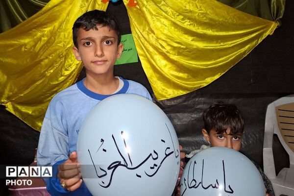 برپایی موکب «مدرسه رهبر شهید» در میدان هفت تیر نسیم‌شهر
