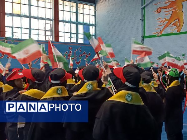  همایش دانش‌آموزی یاوران انقلاب شهرستان ورامین