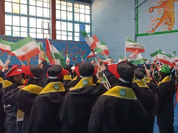  همایش دانش‌آموزی یاوران انقلاب شهرستان ورامین