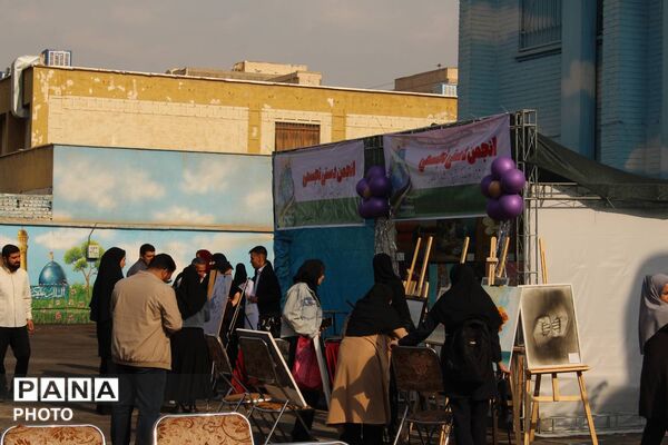 هنر دانش‌آموزان بهارستان یک در نگاه مسئولان
