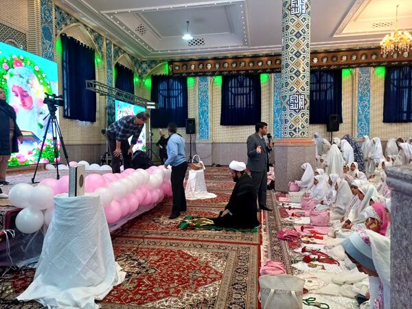 جشن تکلیف و آغاز بندگی و عبودیت، دختران زرقانی 