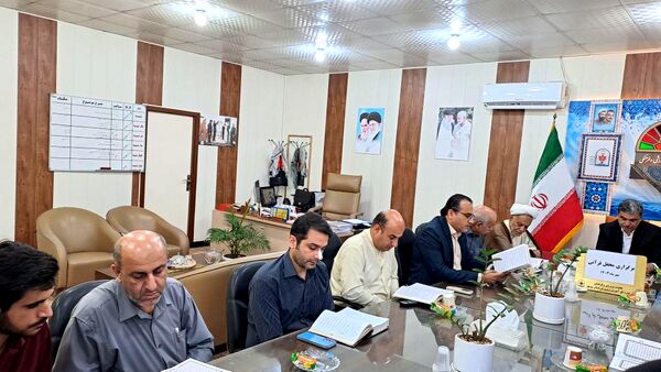  محفل قرآنی در دفتر معاونت پرورشی و فرهنگی اداره‌کل آموزش و پرورش استان بوشهر