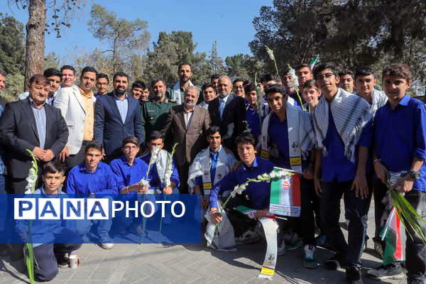 آیین گرامیداشت شهیدحسین فهمیده