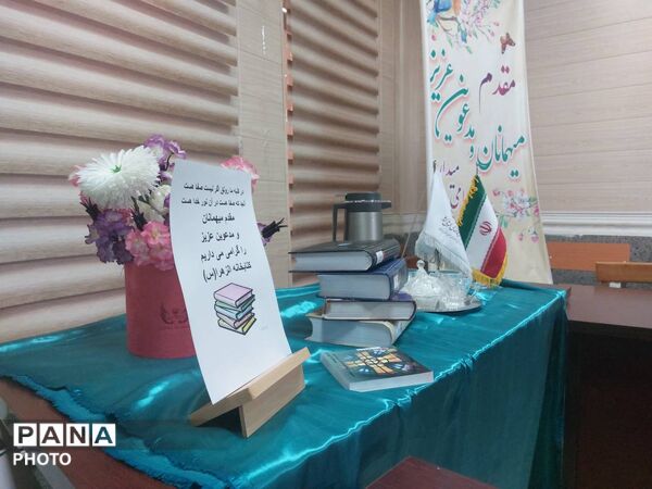 برگزاری نشست «خانواده کتاب‌خوان» در کتابخانه الزهرا(س) حاجی‌آباد