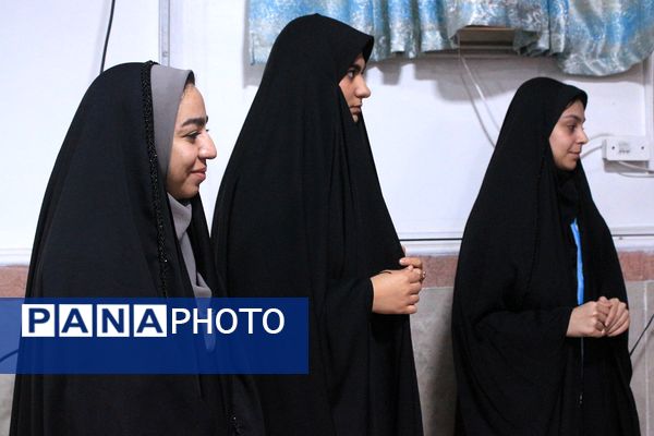 افتتاحیه «مدرسه انقلاب» در مدرسه تقوی‌پیشگان بهارستان‌دو