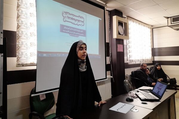 جلسه شخصیت‌سازی دختران پیشتاز مبتنی بر شاخص‌های تربیتی الگوی سوم در دبیرستان شهیدی 