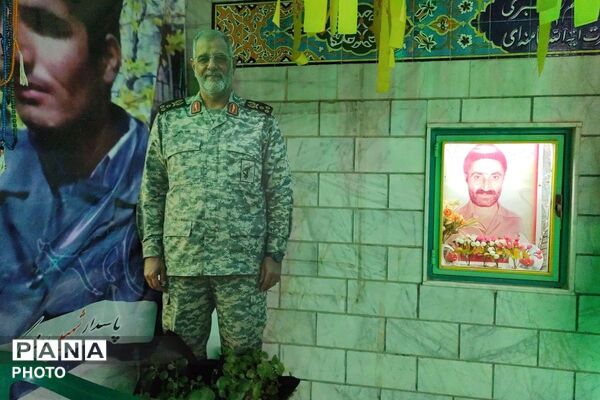 آرامگاه شهید محمد پاکپور در روستای دهسد