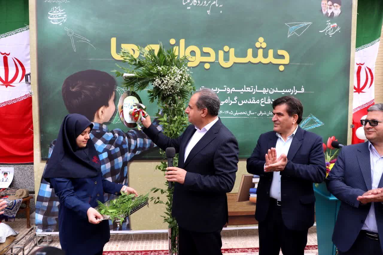 کلاس هفتمی‌های آذربایجان شرقی در «جشن جوانه‌ها»