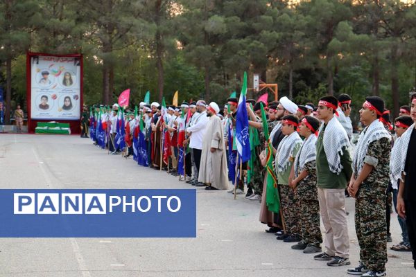 برگزاری افتتاحیه طرح ولایت پویندگان پسر در اردوگاه شهید بهشتی اصفهان