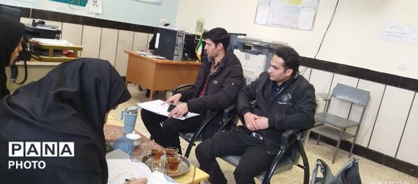 بازدید کارشناس بهداشت از دبیرستان مادر مهربان خلیل آباد