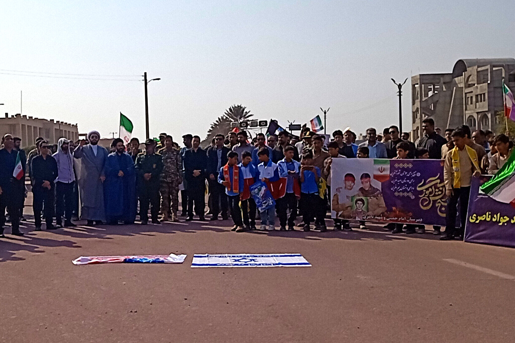 طنین فریاد استکبارستیزی در بوموسی