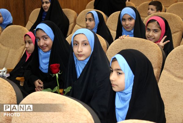 روز سوم جشنواره سرود مقاومت در بجنورد؛ طنین وحدت و ایمان از راز و جرگلان تا فاروج