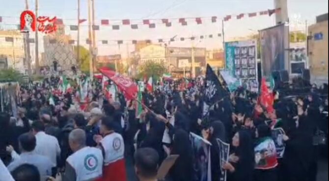 حضور پُر شور مردم اندیمشک در سوگواری رهبر شهید 