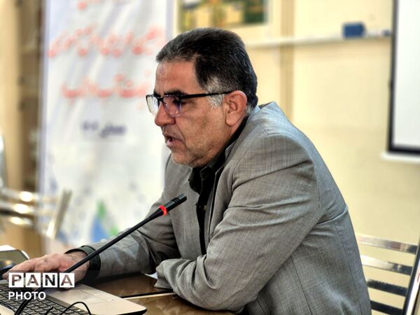 کارگاه آموزشی رابطین طرح ملی دانش‌آموزی نجات «دانا» در تویسرکان