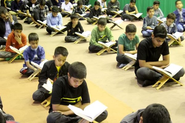 محفل قرآنی همراه با ضیافت افطاری