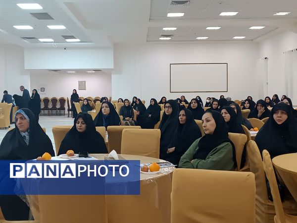 نشست اولیا و مربیان در شهرستان گناباد