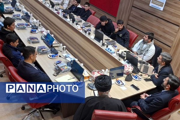 برگزاری مراسم بدرقه کاروان دانش آموزی حج عمره