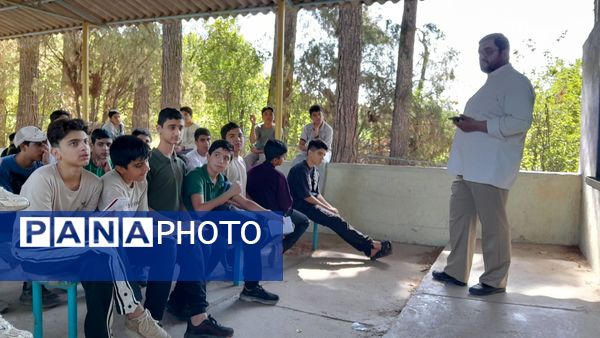 کلاس حل مسئله و اتاق فکر برای دانش آموزان متوسطه اول و دوم 