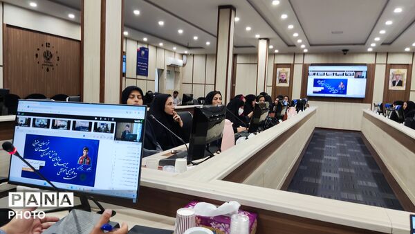 ارتقای مهارت‌های مربیان سازمان دانش‌آموزی خراسان جنوبی برای تربیت نسلی پویا