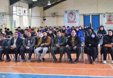 مسابقات داژبال دانش‌آموزی در سالن شهید فضل اله چغلوند بیرانوند برگزار گردید