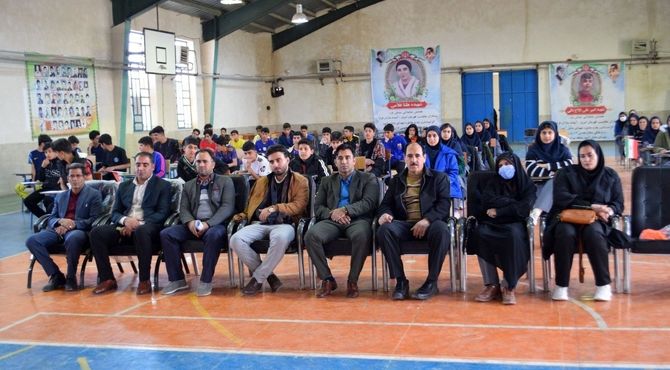 مسابقات داژبال دانش‌آموزی در سالن شهید فضل اله چغلوند بیرانوند برگزار گردید