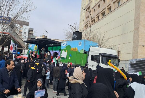 مردم در راهپیمایی ۲۲ بهمن، بار دیگر اتحاد خود را نشان دادند