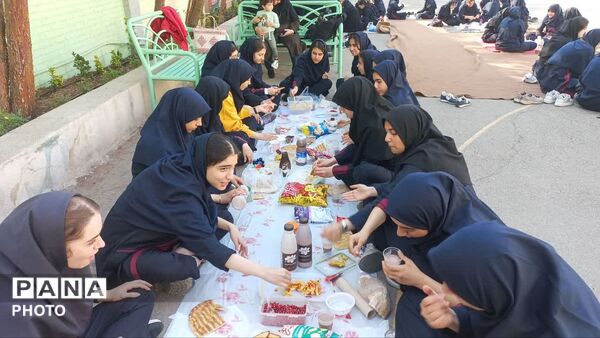 صبحانه سالم در مدرسه شاهد تهذیب؛ گامی برای ترویج سبک زندگی سالم