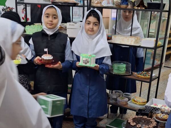 جشن «بهترین کیک تولد امام زمان(عج)» در دبستان امام موسی کاظم(ع)